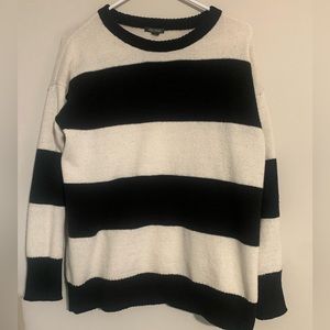 Wild Fable White and Black Sweater